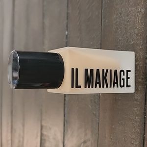 IL Makiage foundation
